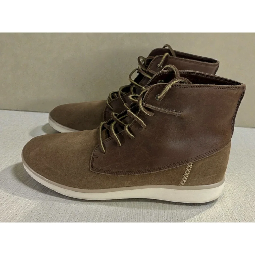 UGG Lamont Leather Chukka Boots Men's 11.5 Chestnut Brown Laced Shoes Uggs - Picture 1 of 12